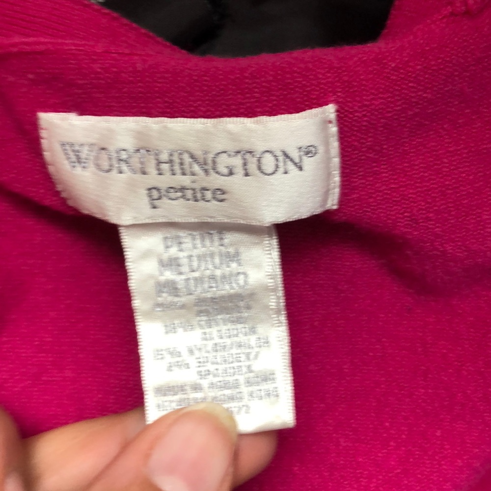 ๐โผ๏ธ๐ค๐ฝ4/$30 deal! Pink Button-up Cardigan - Picture 5 of 5